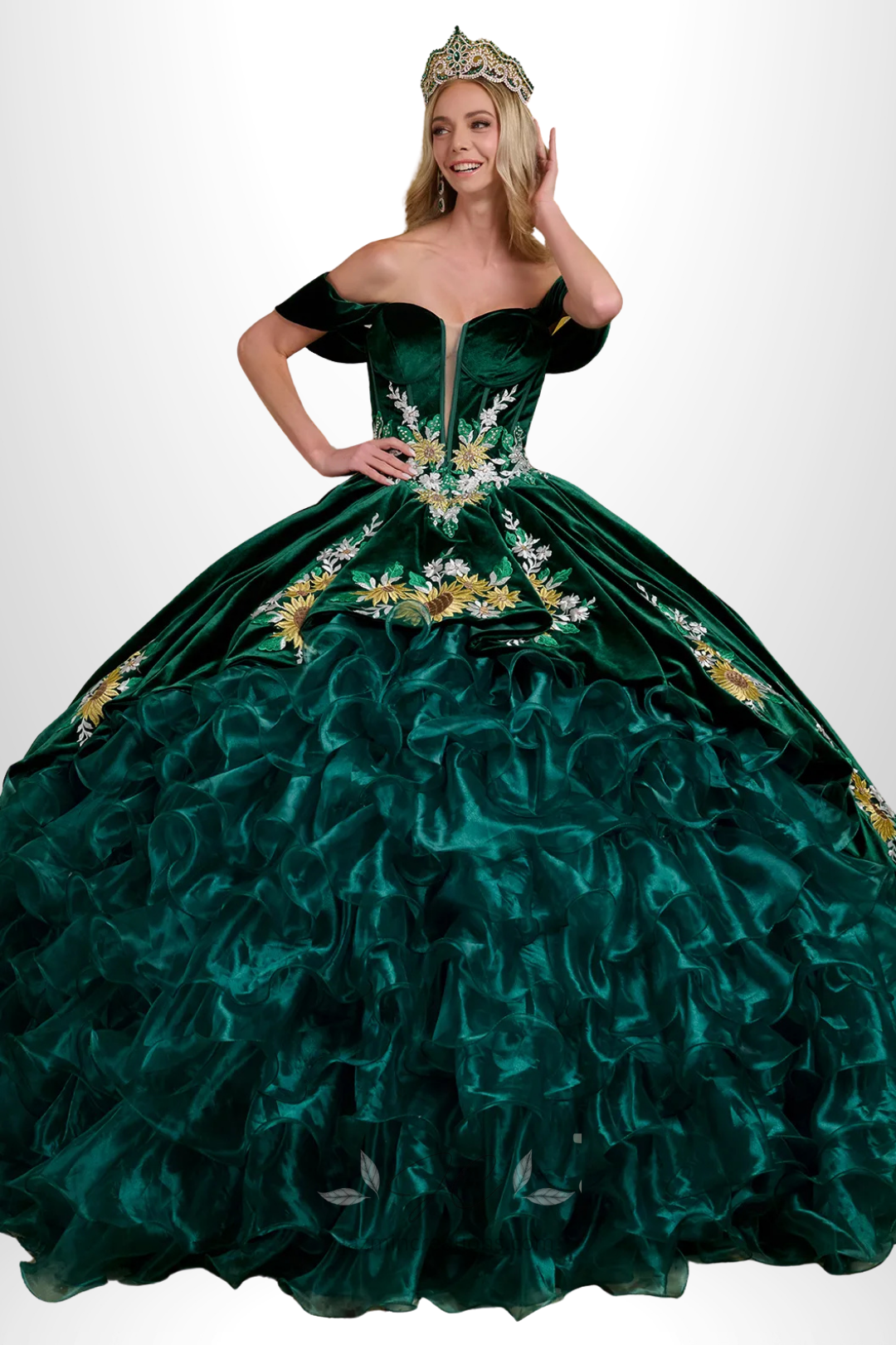 Emerald Velvet Quinceanera Ball Gown with Organza Ruffles